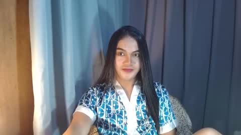 Snapshot of ts_afamhunterxx chatting on October 2025 07:05:02 PM Goddess Mira online show from October 2025 07:05:02 PM