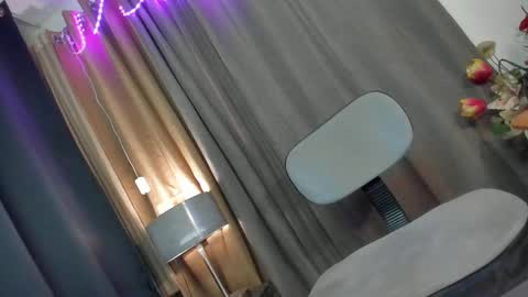 Chloe online show from February 2025 12:29:02 PM