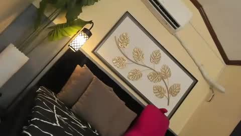 Saskia online show from January 2025 03:55:02 PM