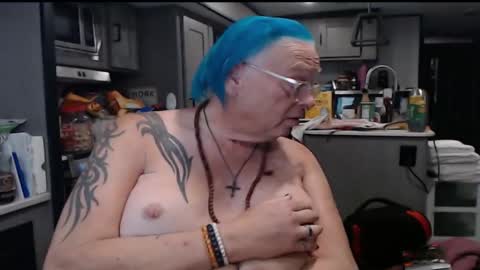 Snapshot of ts_evangeline chatting on November 2025 06:29:02 AM Evangeline online show from November 2025 06:29:02 AM