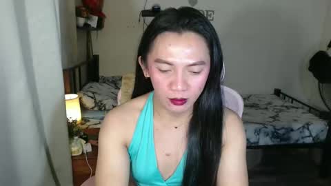 Jade online show from November 2025 02:00:01 AM