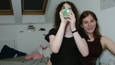 TSBubbles online show from October 2025 08:17:02 PM