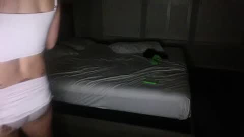 Snapshot of tscarlahdez chatting on October 2025 04:32:02 AM tscarlahdez online show from October 2025 04:32:02 AM