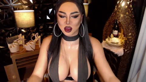 Snapshot of tsdarkdevon chatting on January 2025 07:25:02 AM tsdarkdevon online show from January 2025 07:25:02 AM