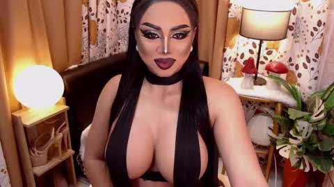 Snapshot of tsdarkdevon chatting on January 2025 10:27:01 AM tsdarkdevon online show from January 2025 10:27:01 AM