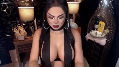 Snapshot of tsdarkdevon chatting on February 2025 07:47:02 AM tsdarkdevon online show from February 2025 07:47:02 AM