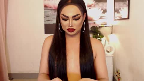 Snapshot of tsdarkdevon chatting on March 2025 06:05:02 AM tsdarkdevon online show from March 2025 06:05:02 AM