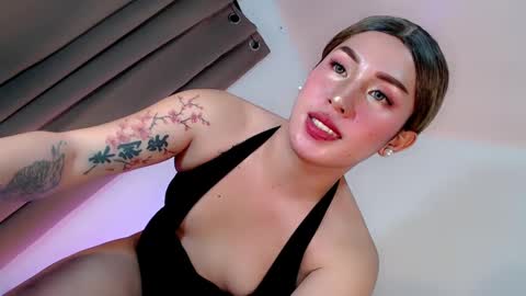 Julian online show from March 2025 05:57:02 PM