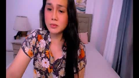 Snapshot of tsmissindependent chatting on November 2025 01:43:03 PM KATY online show from November 2025 01:43:03 PM