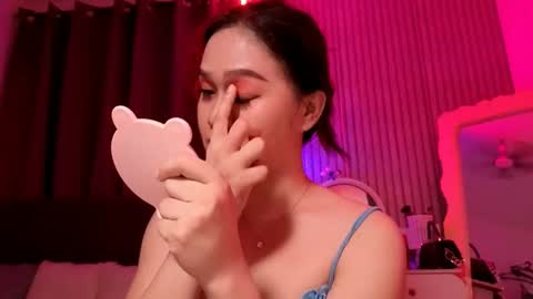 Bella Ratbu online show from October 2025 11:17:01 AM