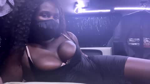 Snapshot of tspleasure chatting on December 2024 07:39:02 AM chocolate heaven online show from December 2024 07:39:02 AM