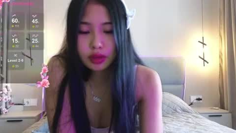 Snapshot of tsukuyami_mi chatting on August 2026 10:29:01 AM Yuki online show from August 2026 10:29:01 AM