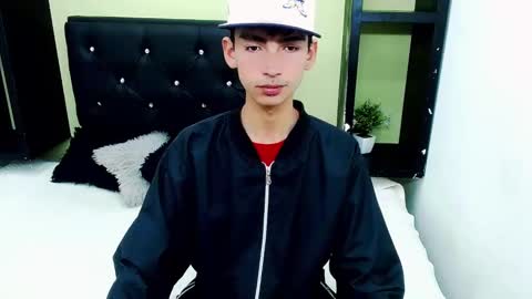 ttimy online show from December 2024 07:52:02 PM