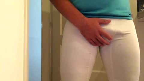 Snapshot of ttt94xxx chatting on September 2025 11:24:02 AM Tommy online show from September 2025 11:24:02 AM