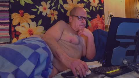 tumbafox1 online show from April 2026 04:32:01 AM