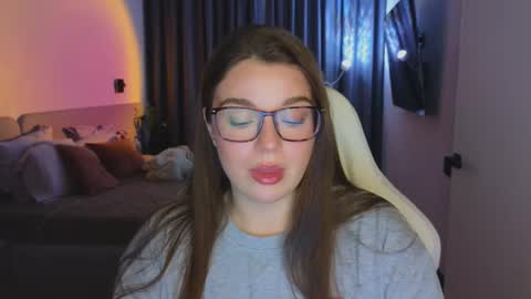 Ariana online show from October 2025 09:12:02 PM