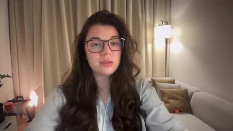 Ariana online show from May 2026 08:15:01 PM