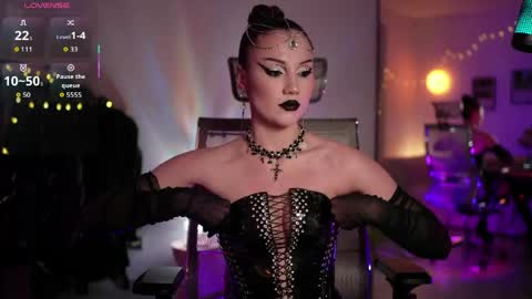 Snapshot of tv_miss chatting on May 2026 06:32:01 AM Miss Veth online show from May 2026 06:32:01 AM