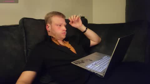 Snapshot of tvb199 chatting on January 2026 06:45:01 PM tvb199 online show from January 2026 06:45:01 PM