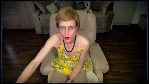 Clementine online show from September 2025 07:52:02 AM