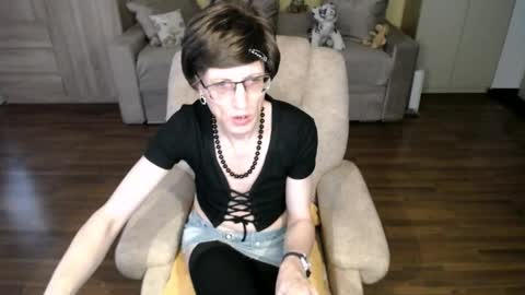 Clementine online show from May 2026 02:45:01 PM
