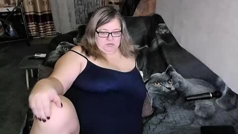 Lana online show from November 2025 10:53:02 PM