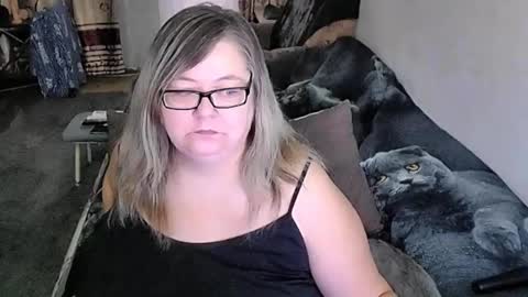 Lana online show from March 2026 01:24:01 AM