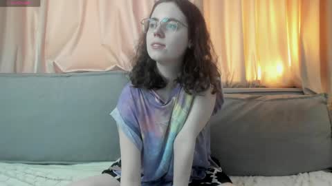 twannathidphy online show from May 2026 12:55:02 PM