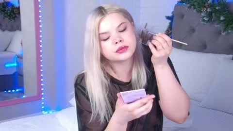 Hallie online show from January 2025 01:23:02 AM