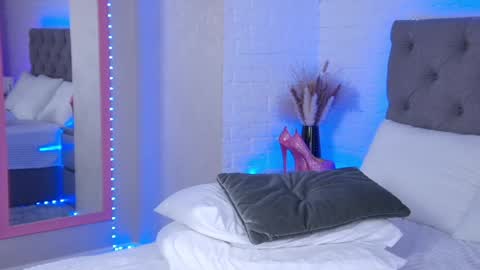 Hallie online show from January 2025 01:27:01 AM