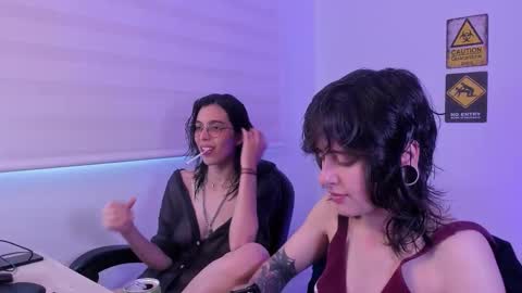 Eve  Lili online show from January 2026 09:31:02 PM