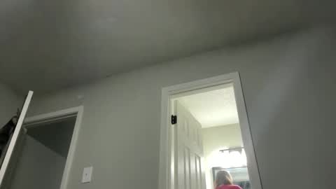 Snapshot of twinfl4m3ss chatting on March 2026 01:44:02 AM twinfl4m3ss online show from March 2026 01:44:02 AM