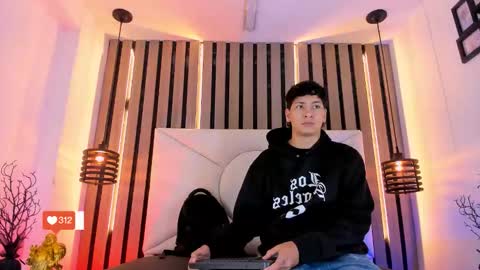 Snapshot of twink_bunny chatting on November 2025 12:16:02 PM samu online show from November 2025 12:16:02 PM