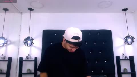 Snapshot of twink_bunny chatting on November 2025 03:56:01 AM samu online show from November 2025 03:56:01 AM