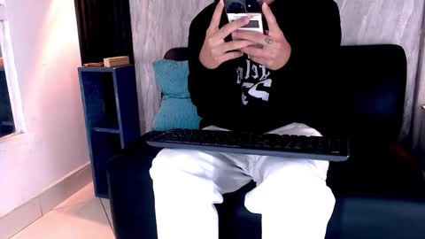 Snapshot of twink_bunny chatting on November 2025 12:04:01 PM samu online show from November 2025 12:04:01 PM