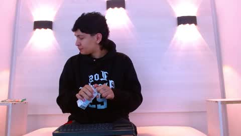 Snapshot of twink_bunny chatting on December 2025 12:03:02 PM samu online show from December 2025 12:03:02 PM