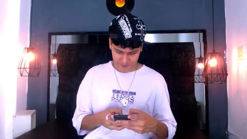 Snapshot of twink_bunny chatting on February 2026 04:28:02 AM samu online show from February 2026 04:28:02 AM