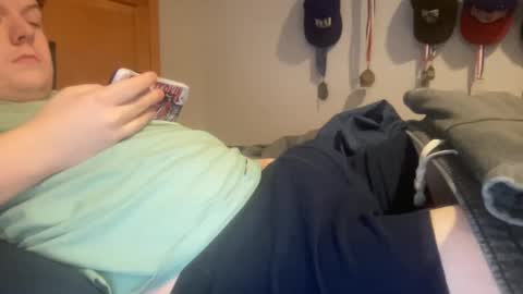 Snapshot of twinkmikexxx12 chatting on January 2025 04:59:02 PM mike online show from January 2025 04:59:02 PM