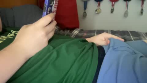 Snapshot of twinkmikexxx12 chatting on September 2025 06:30:02 PM mike online show from September 2025 06:30:02 PM