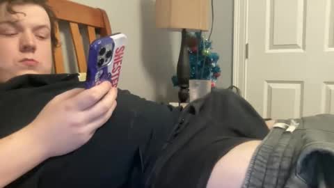 Snapshot of twinkmikexxx12 chatting on November 2025 11:50:01 PM mike online show from November 2025 11:50:01 PM