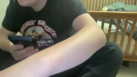 Snapshot of twinkmikexxx12 chatting on June 2026 01:40:01 AM mike online show from June 2026 01:40:01 AM