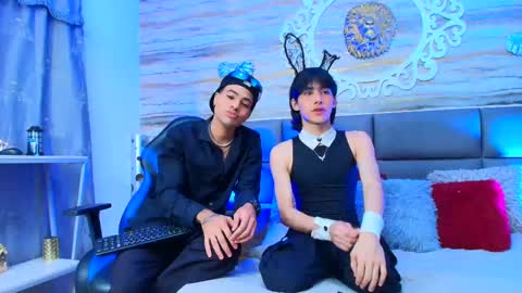 Snapshot of twinslovers_ chatting on September 2025 07:46:02 PM twinslovers_ online show from September 2025 07:46:02 PM