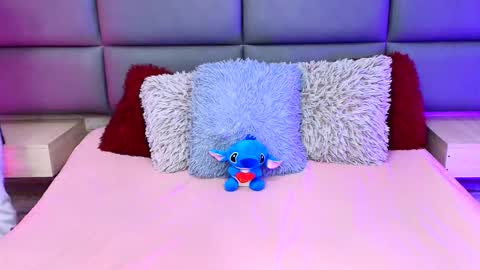 Snapshot of twinslovers_ chatting on October 2025 01:35:01 AM twinslovers_ online show from October 2025 01:35:01 AM