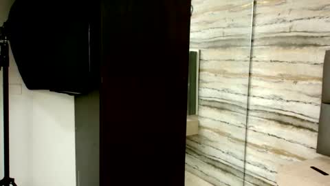 Snapshot of twinslovers_ chatting on November 2025 11:32:02 PM twinslovers_ online show from November 2025 11:32:02 PM