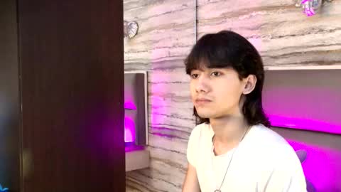 Snapshot of twinslovers_ chatting on December 2025 03:46:02 AM twinslovers_ online show from December 2025 03:46:02 AM