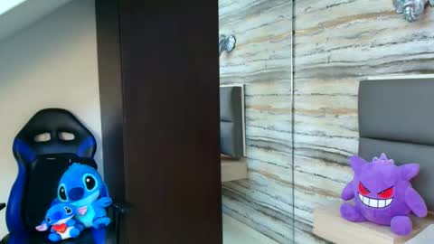 Snapshot of twinslovers_ chatting on December 2025 04:19:02 AM twinslovers_ online show from December 2025 04:19:02 AM