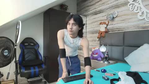 twinslovers_ online show from May 2026 03:46:02 AM