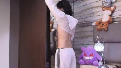 twinslovers_ online show from May 2026 03:34:02 AM