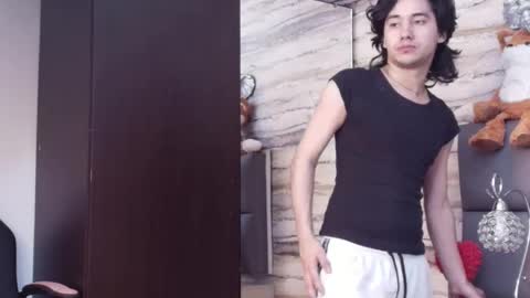 twinslovers_ online show from June 2026 03:52:02 AM
