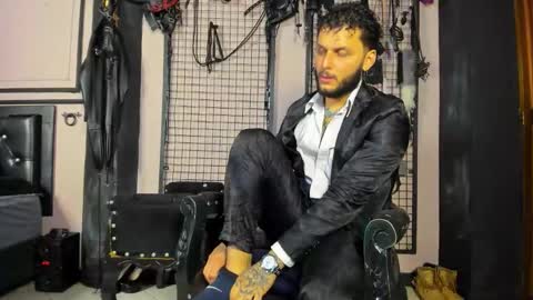 Snapshot of twisted_fantasy_ chatting on January 2026 03:10:01 AM Clio Tadeo online show from January 2026 03:10:01 AM